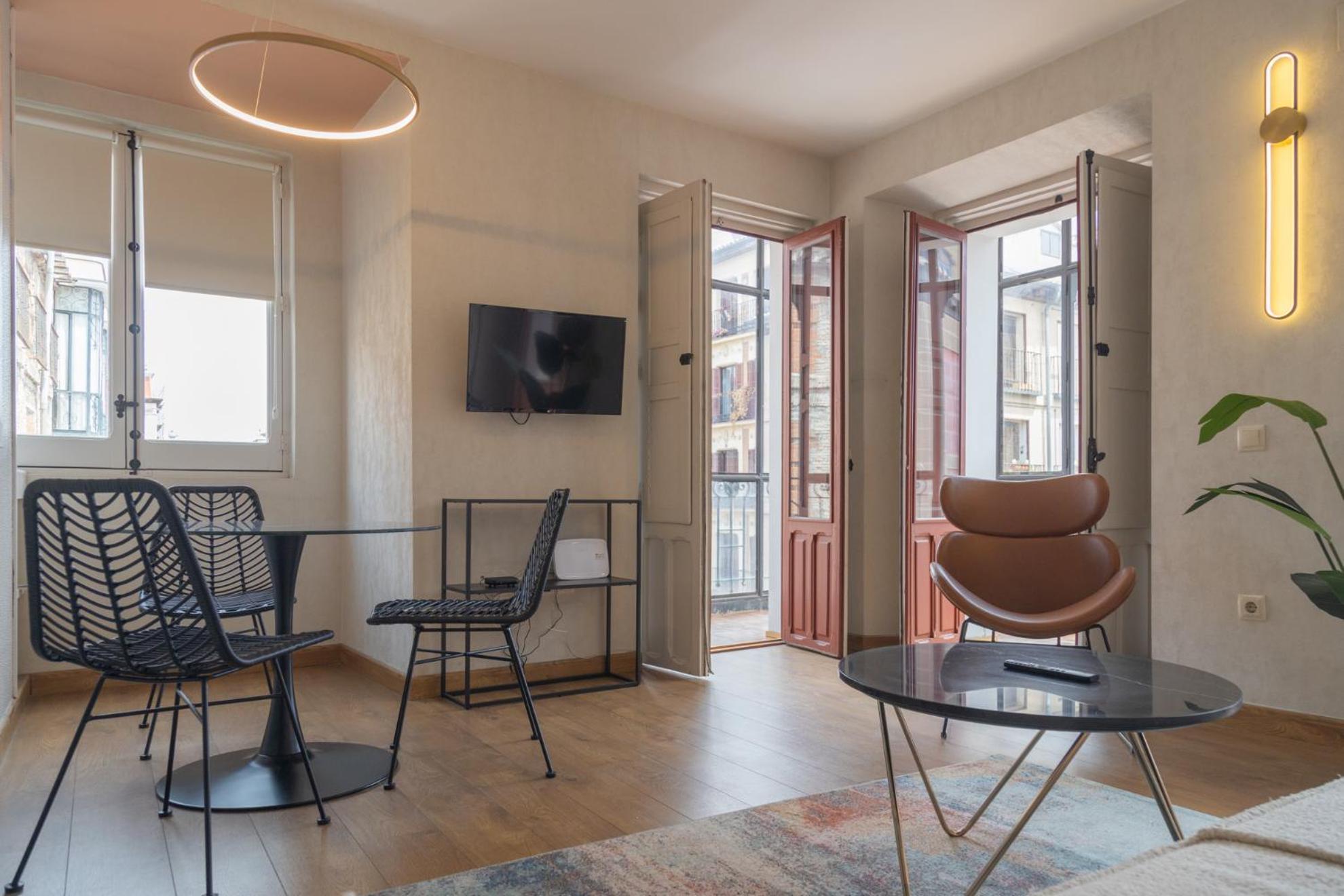 Aparthotel Ardmadrid Centro Bagian luar foto